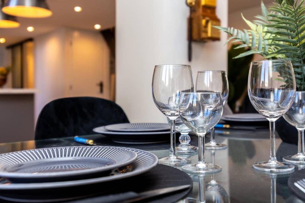 קאן Penthouse Loft 5Min Palais Des Festivals And Beach Terrace View On Castle מראה חיצוני תמונה