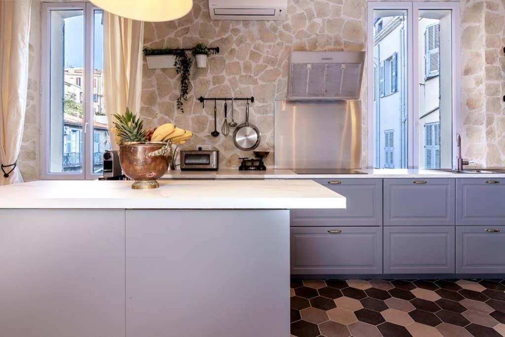קאן Penthouse Loft 5Min Palais Des Festivals And Beach Terrace View On Castle מראה חיצוני תמונה